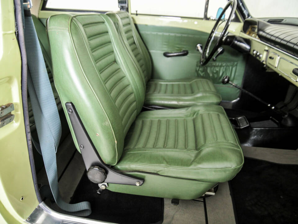 Bild 16/50 von Volvo P 121 (1967)