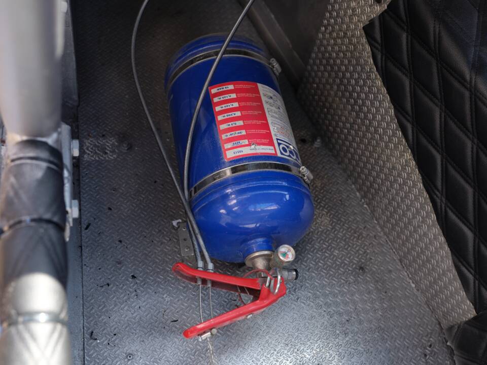 Image 32/50 de Jaguar Type E 3.8 (1970)