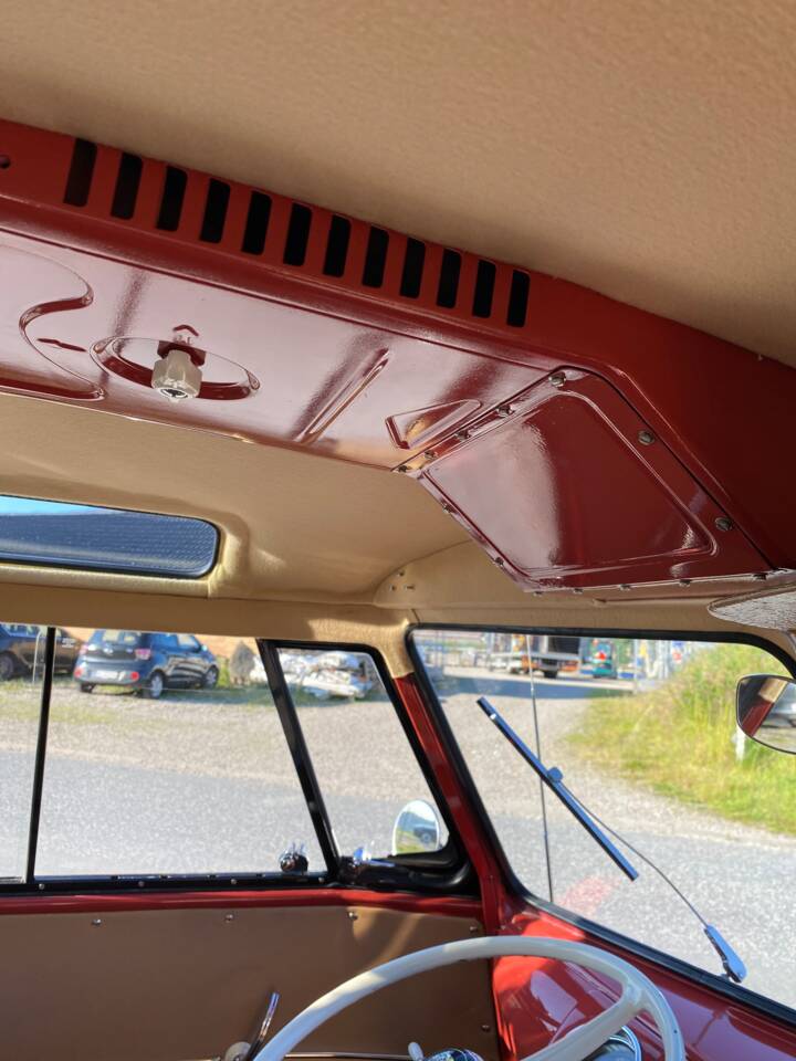 Immagine 33/61 di Volkswagen T1 Samba 1.2 (1958)