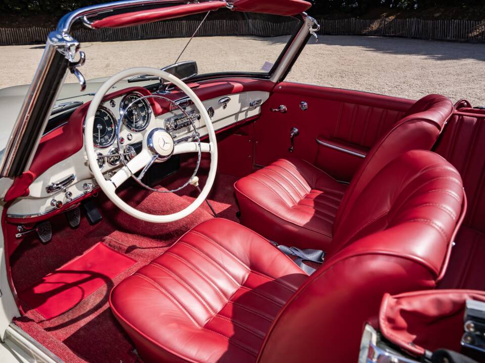 Image 13/33 de Mercedes-Benz 190 SL (1959)