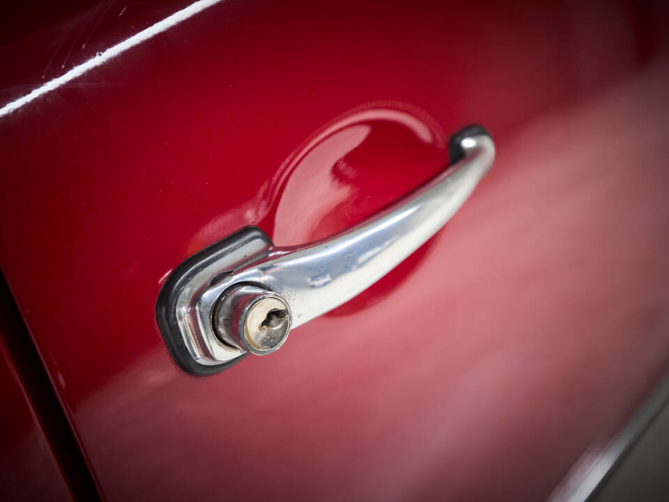 Image 49/97 de Porsche 356 C 1600 (1963)