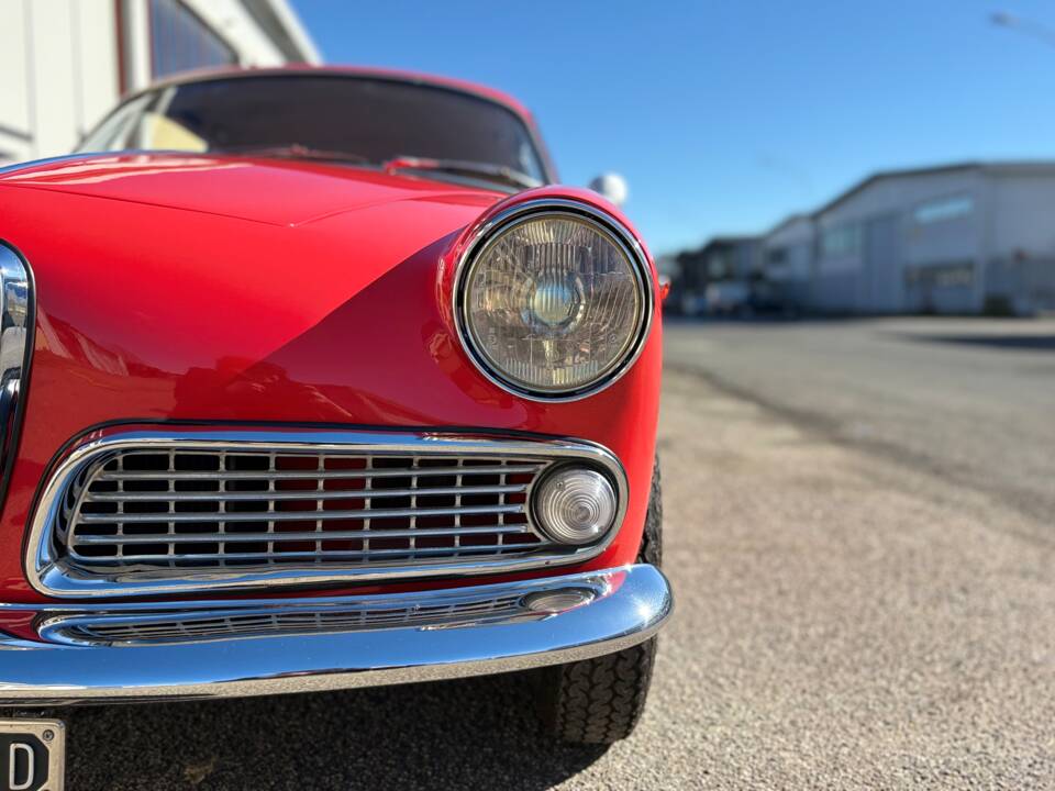 Bild 15/25 von Alfa Romeo Giulietta Sprint (1960)