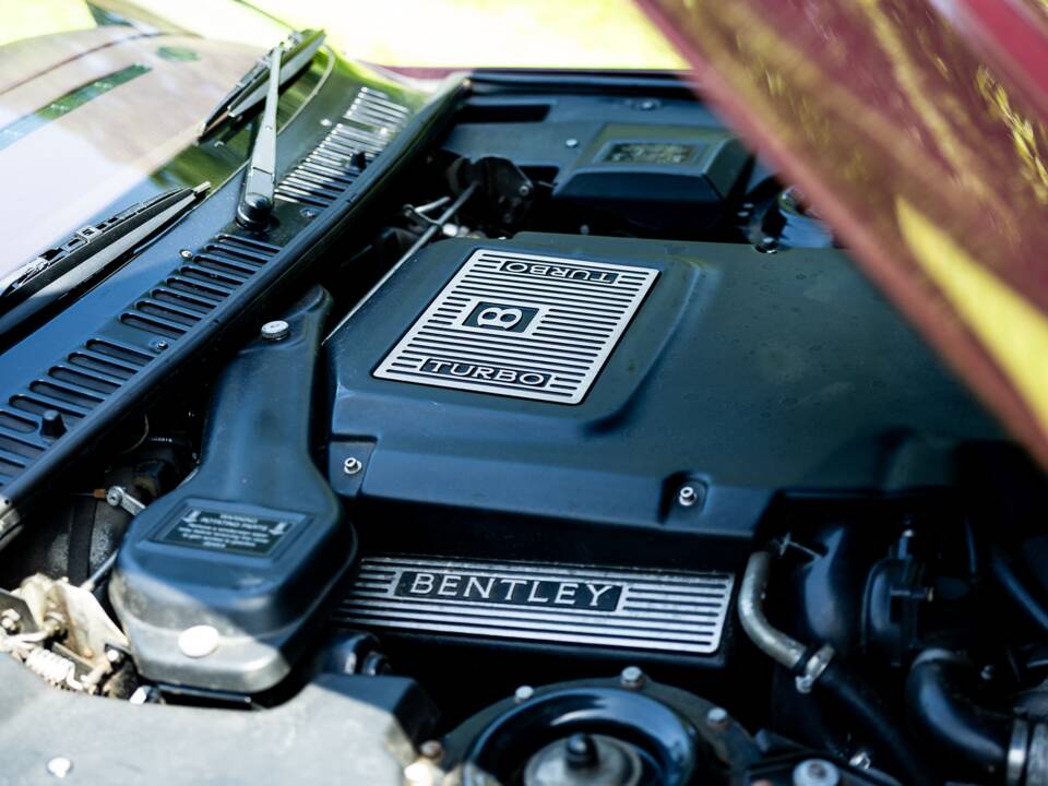 Image 20/46 of Bentley Azure (1997)