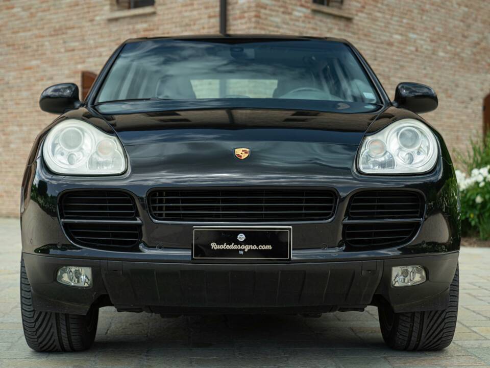 Image 3/50 of Porsche Cayenne S (2003)