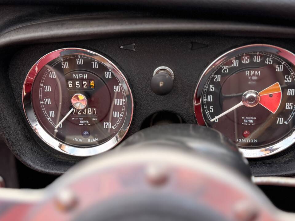 Bild 21/27 von MG MGB (1964)