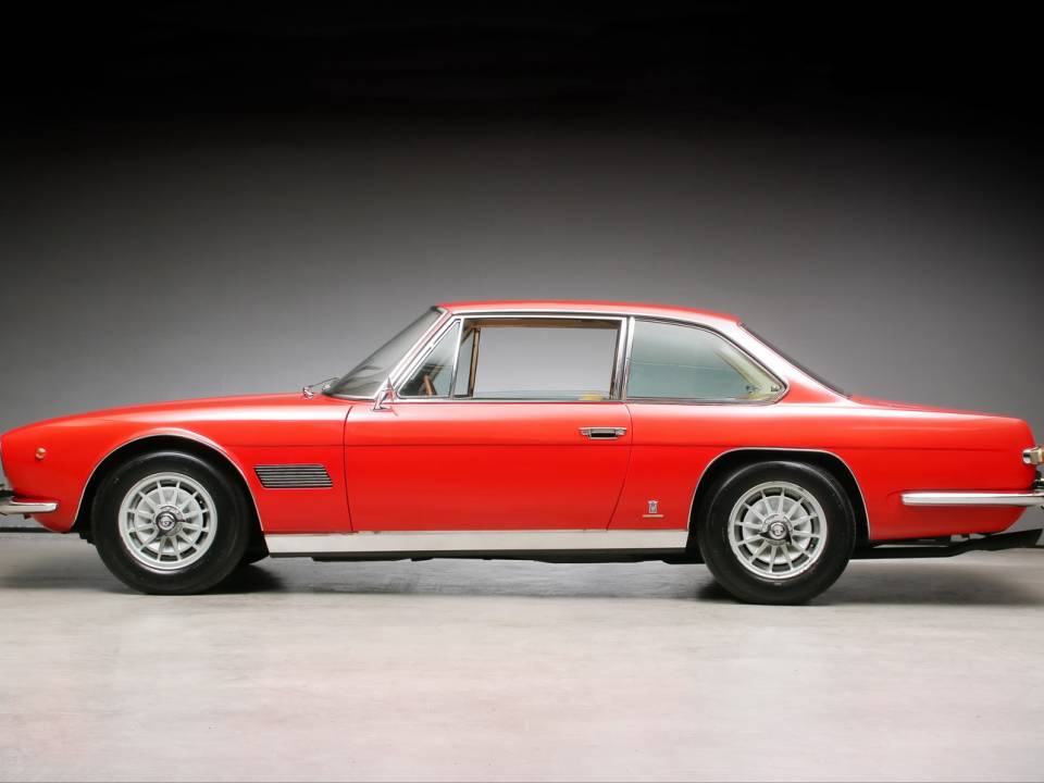 Image 10/37 of Maserati Mexico 4200 (1967)