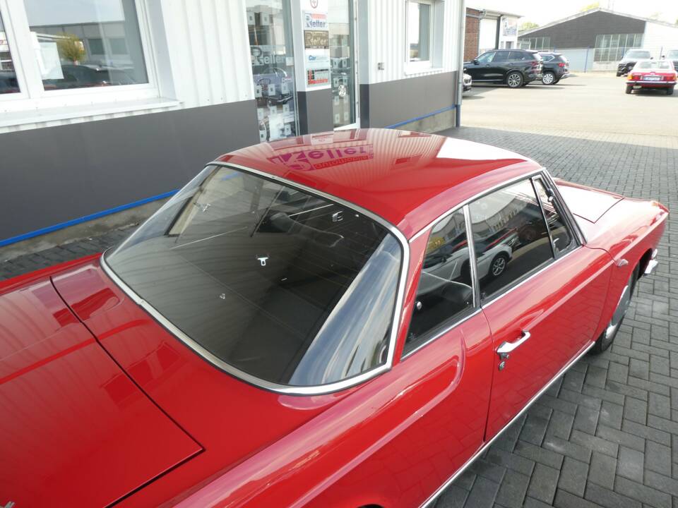 Image 24/27 of Volkswagen Karmann Ghia 1600 L (1967)