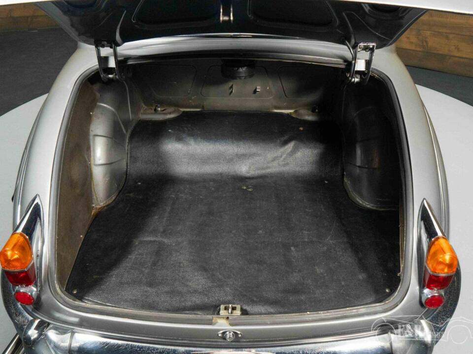 Image 6/19 de Jaguar Mk II 3.8 (1967)
