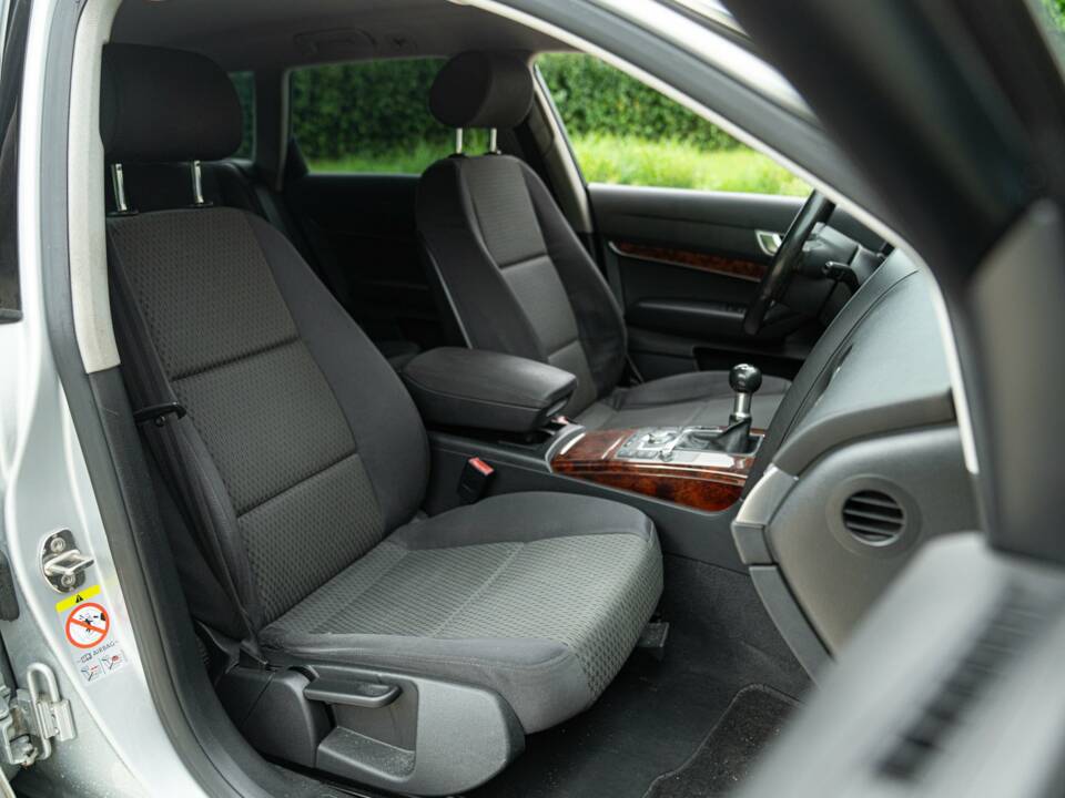 Bild 27/50 von Audi A6 2.7 T allroad quattro (2006)