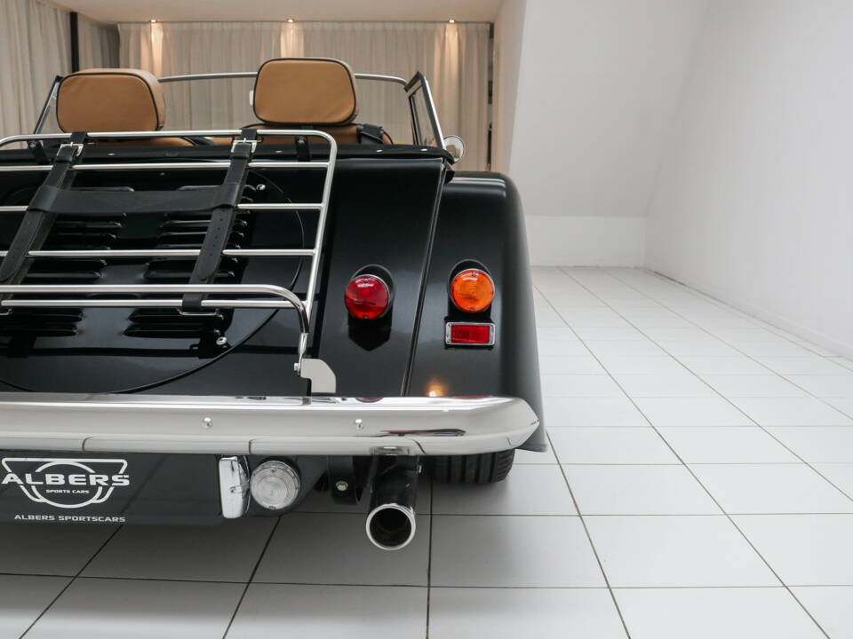 Image 17/18 of Morgan Plus 8 (2003)