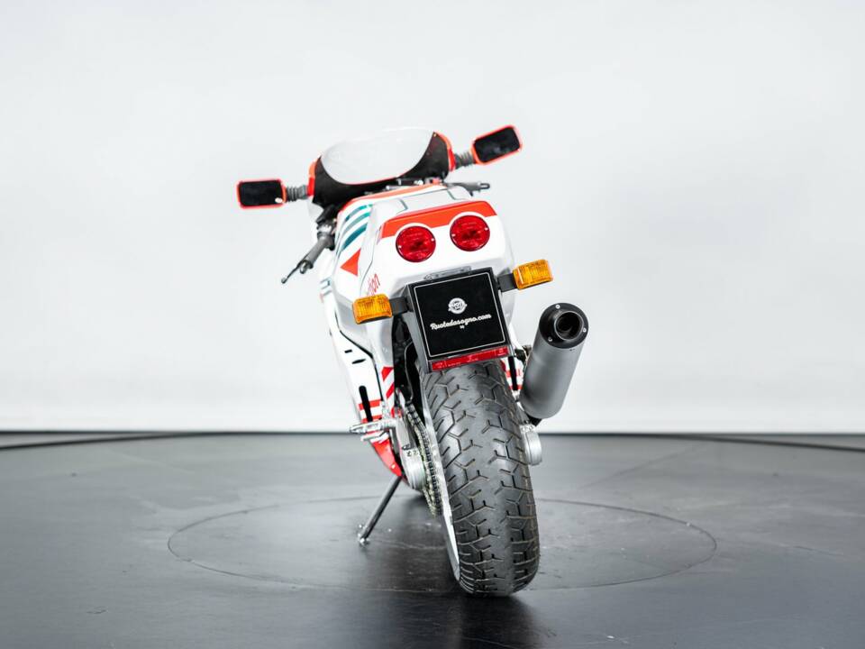 Imagen 3/31 de Bimota DUMMY (1988)