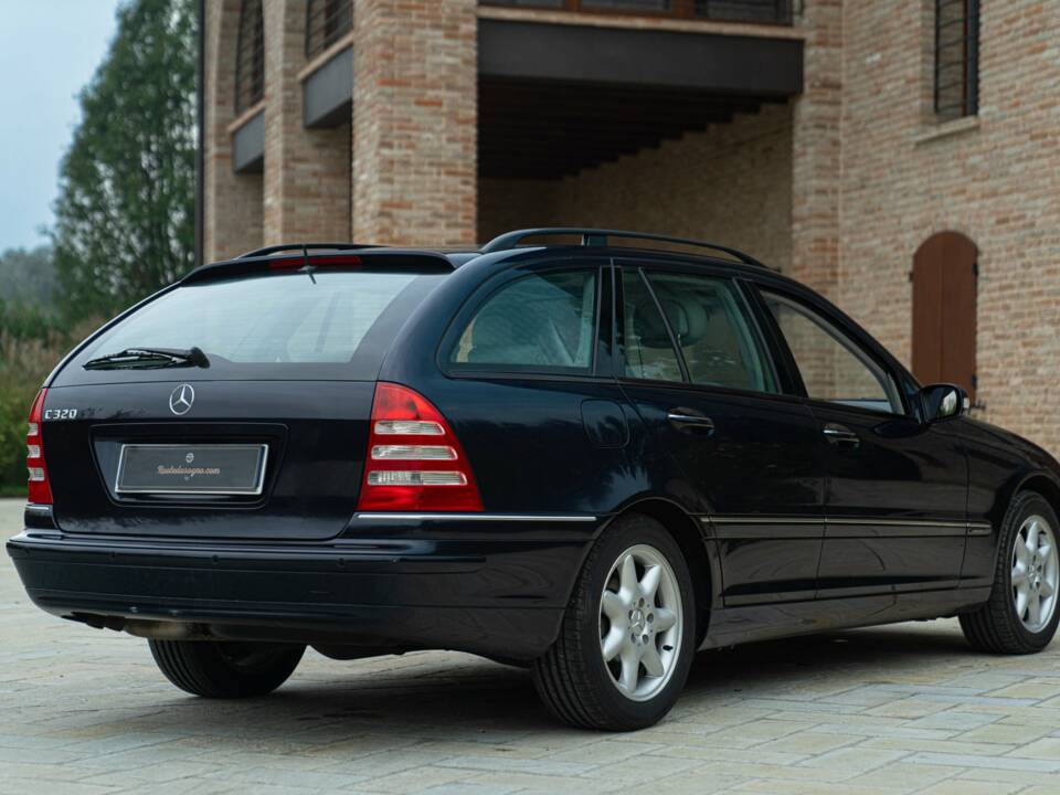 Afbeelding 7/50 van Mercedes-Benz C 320 T (2001)