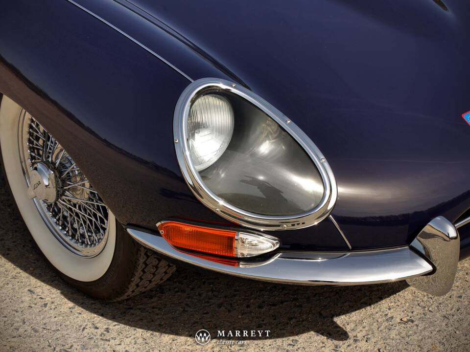 Image 12/80 de Jaguar Type E 4.2 (1966)