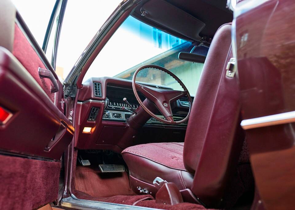 Bild 163/200 von Cadillac Coupe DeVille (1968)