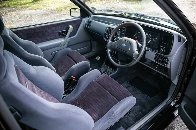 Bild 2/49 von Ford Escort turbo RS (1988)