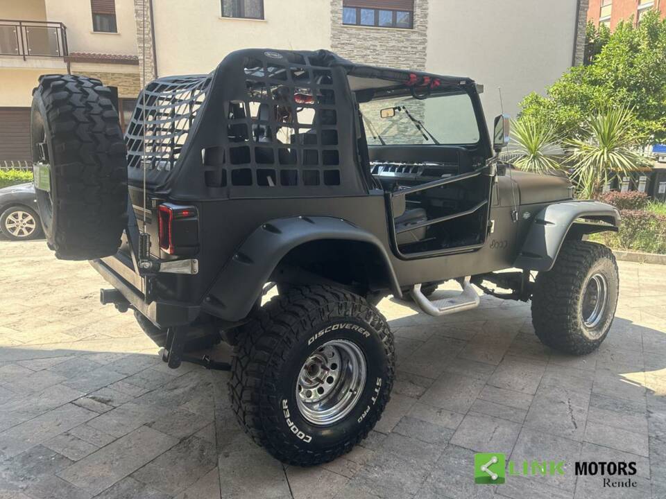 Image 7/10 of Jeep Wrangler Sport 2.5 (1996)
