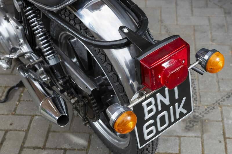 Image 6/30 of Norton Commando 750 Roadster (1972)