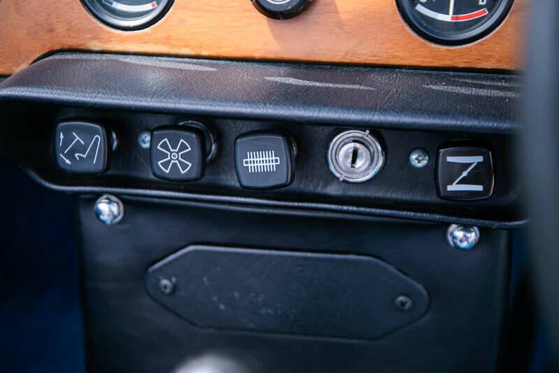 Image 23/31 of Triumph TR 5 PI (1968)