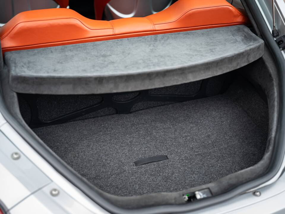 Image 21/48 of Volkswagen New Beetle RSI (2003)