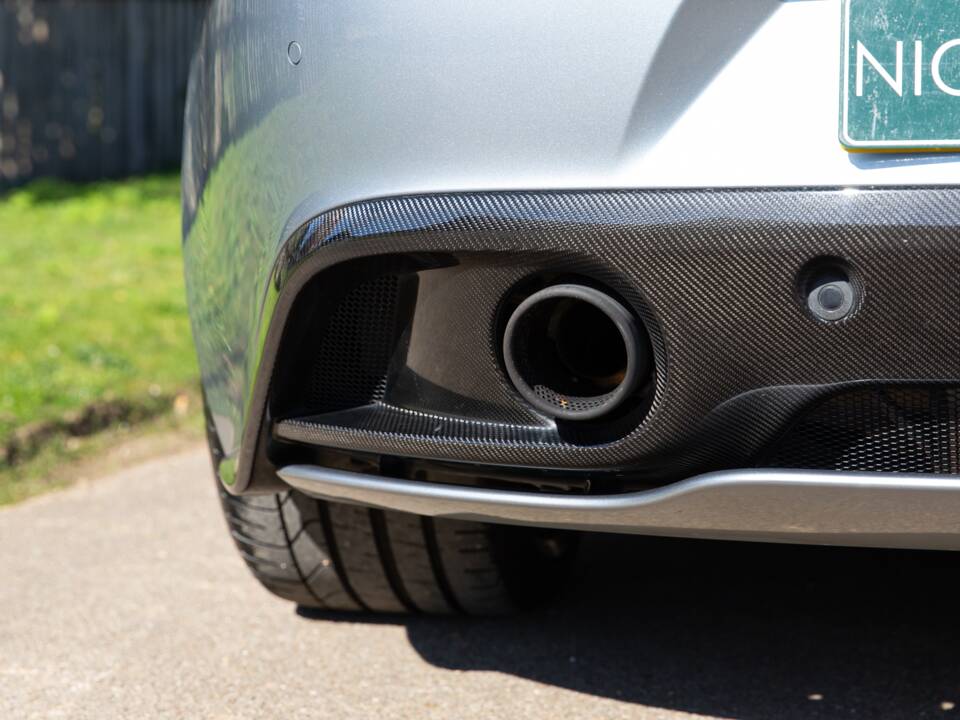 Image 50/80 of Aston Martin Vanquish (2013)