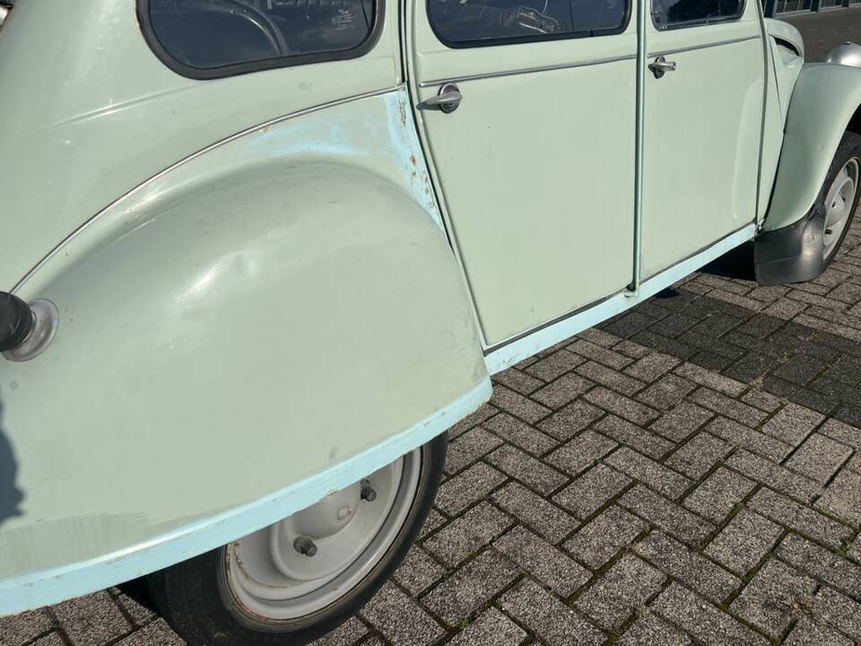 Image 7/8 of Citroën 2 CV 6 (1982)