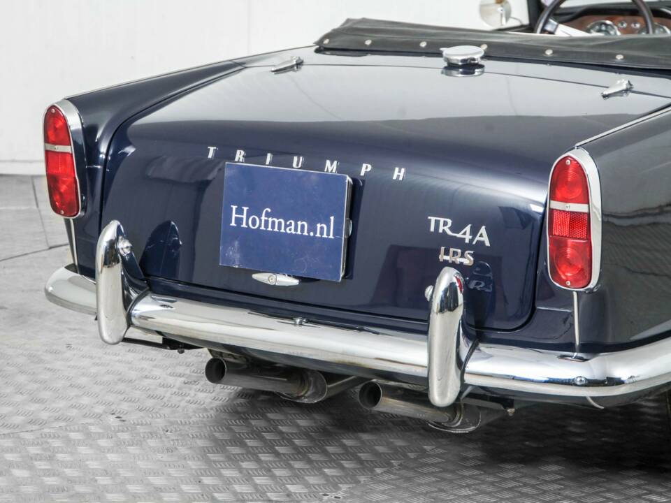 Image 30/50 of Triumph TR 4A (1967)