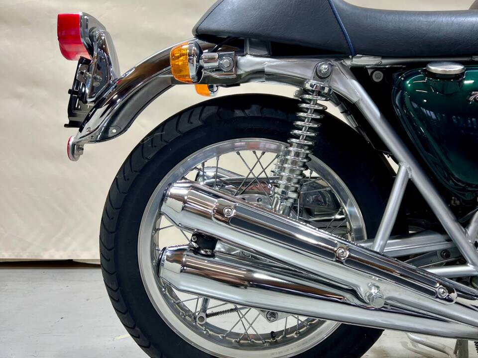 Image 4/16 of Honda CB 750 Four (1973)