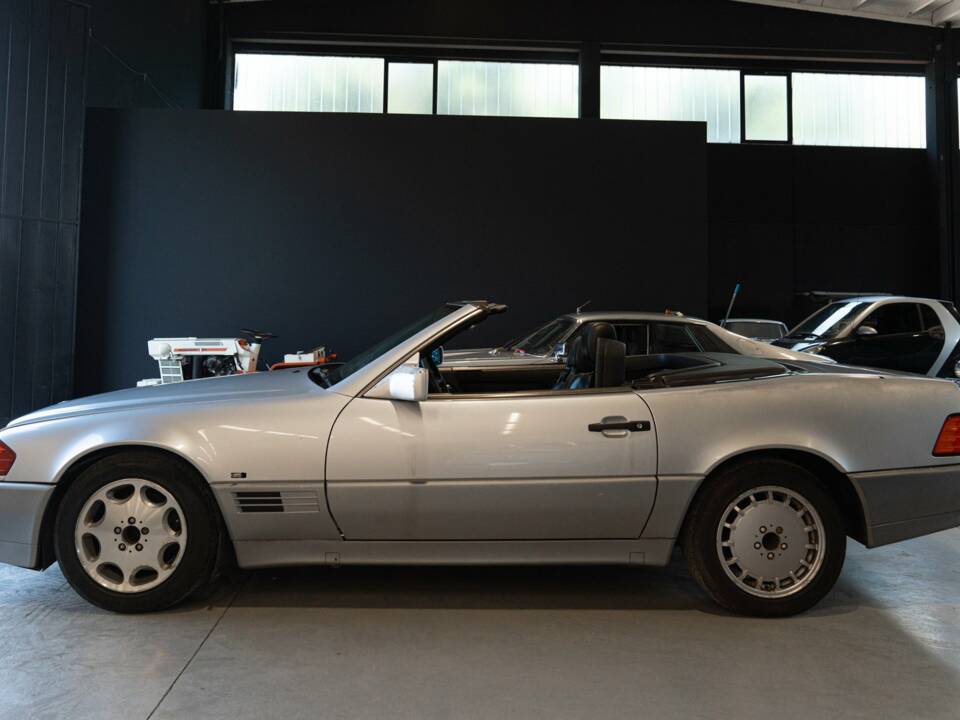 Bild 4/14 von Mercedes-Benz 300 SL-24 (1991)