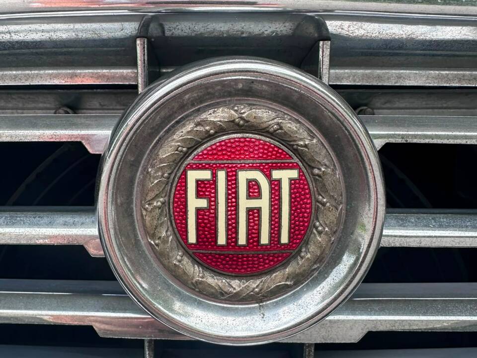 Bild 12/17 von FIAT 2300 S Coupé (1966)