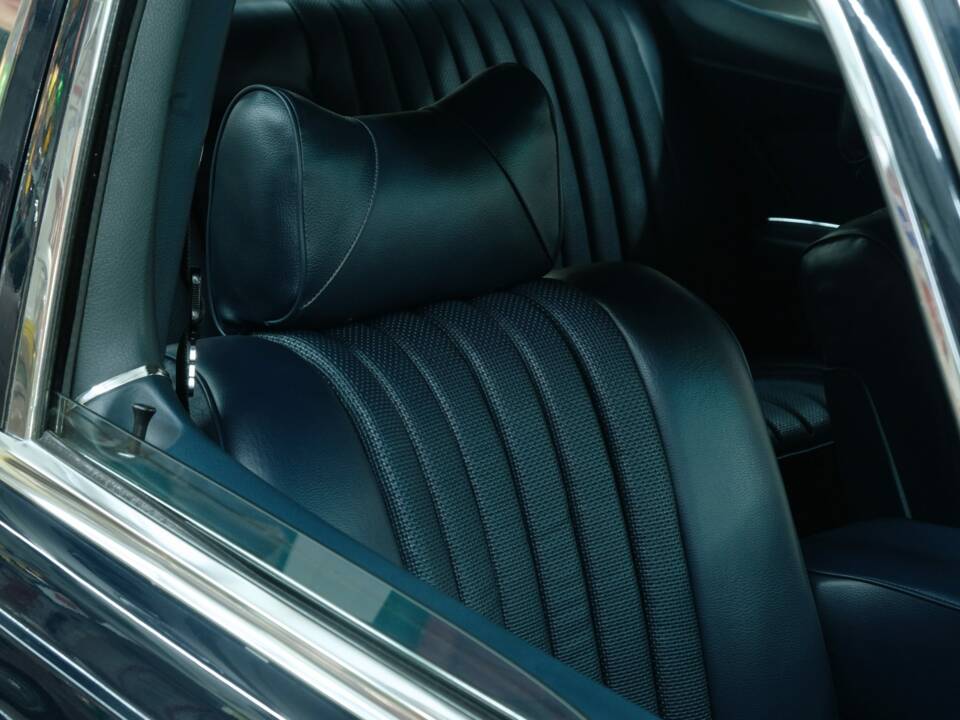 Image 30/50 de Mercedes-Benz 450 SE (1973)