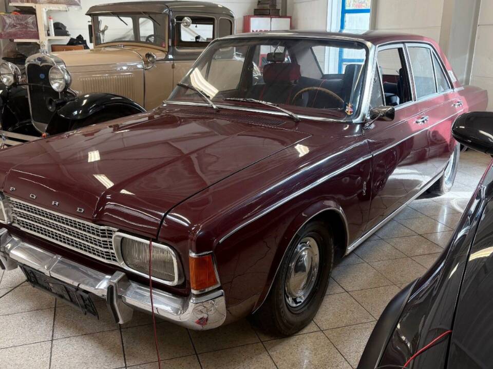 Image 1/19 of Ford 17m 1700 (1971)
