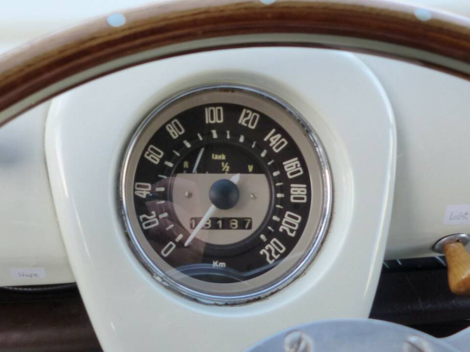 Bild 10/18 von Volkswagen T1 Kastenwagen (1963)