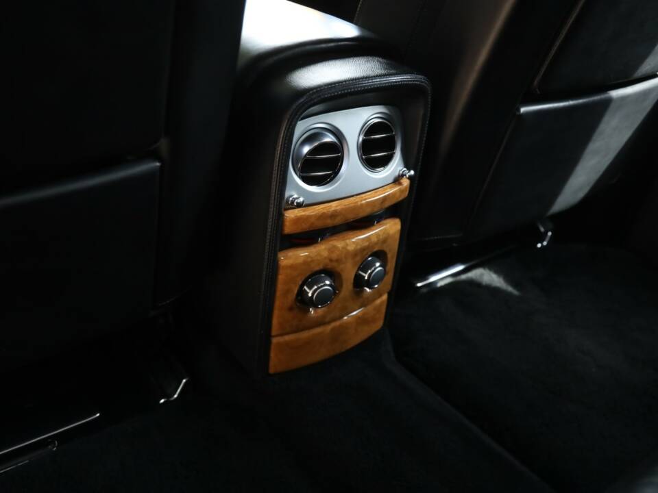 Bild 33/50 von Rolls-Royce Phantom VII (2004)