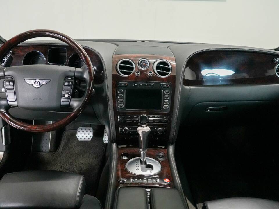 Image 2/39 de Bentley Continental GT (2007)
