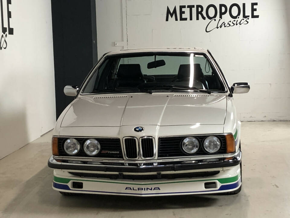 Immagine 9/33 di BMW 635 CSi (1981)