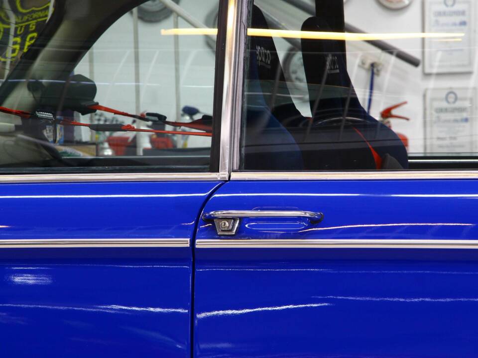 Image 11/15 of BMW 2002 tii (1974)