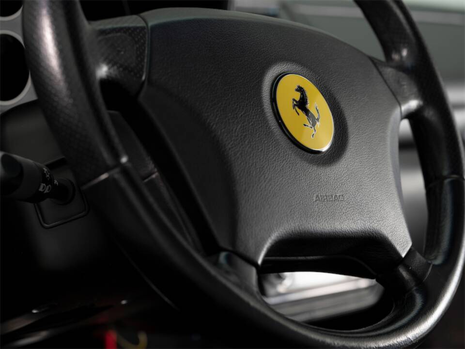 Bild 10/24 von Ferrari F 355 GTS (1996)