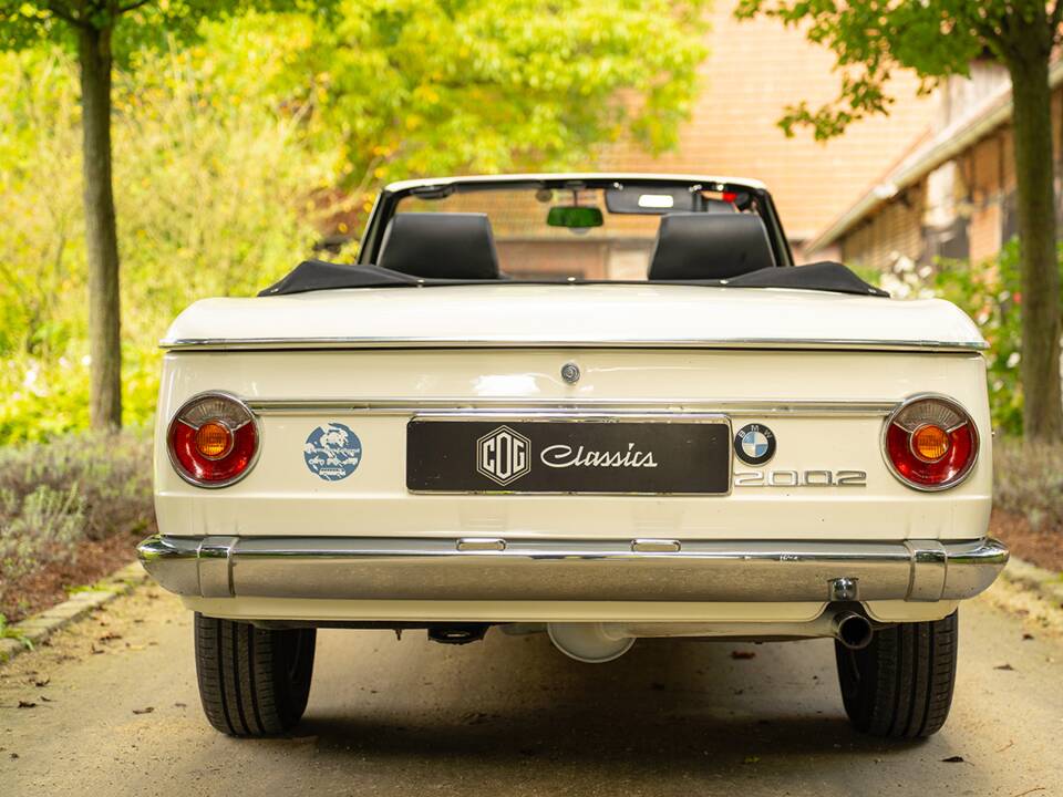 Immagine 12/76 di BMW 2000 (1971)