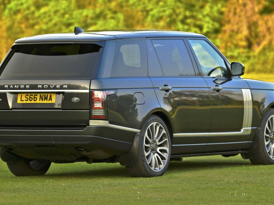 Bild 15/50 von Land Rover Range Rover Autobiography SDV8 (2017)