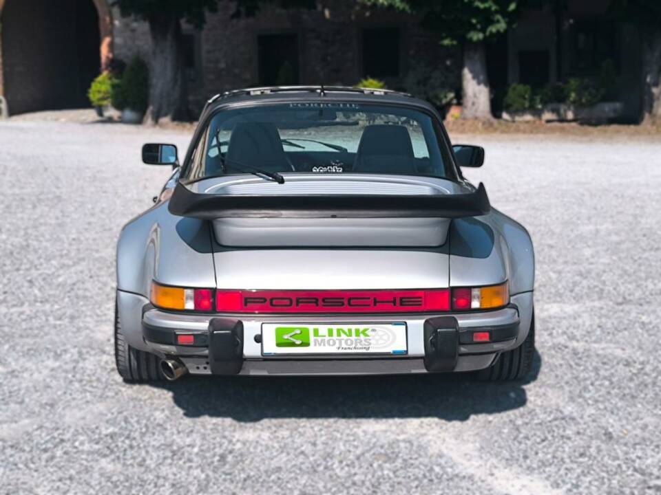 Image 10/40 de Porsche 911 Carrera 3.2 (1986)
