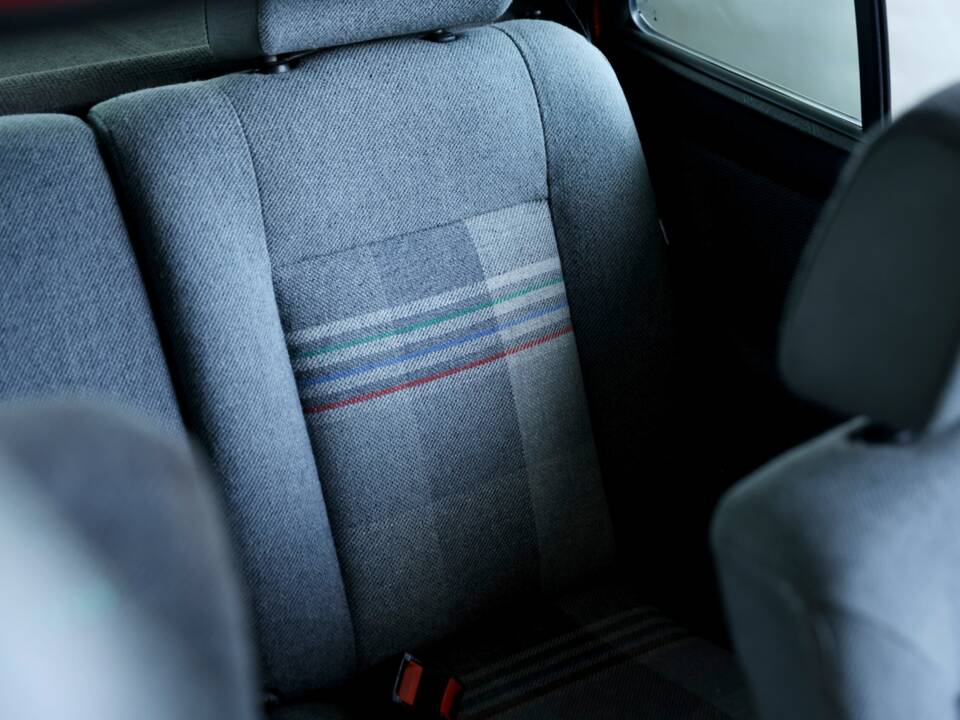 Afbeelding 39/50 van Volkswagen Golf Mk II Country Syncro 1.8 (1990)