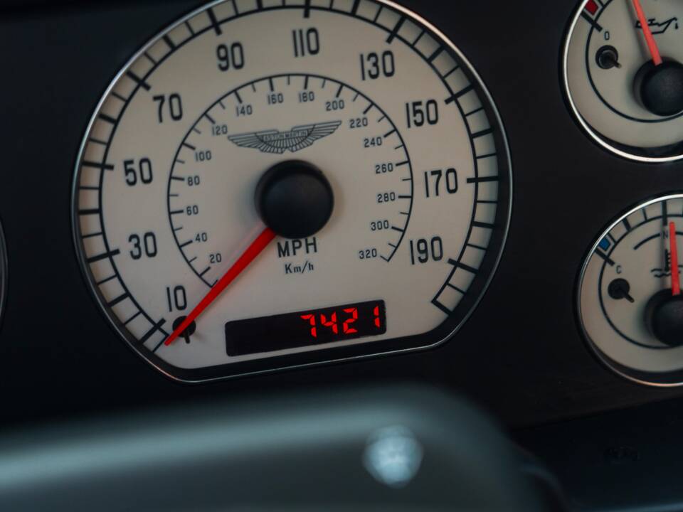 Afbeelding 4/62 van Aston Martin DB AR1 (2004)