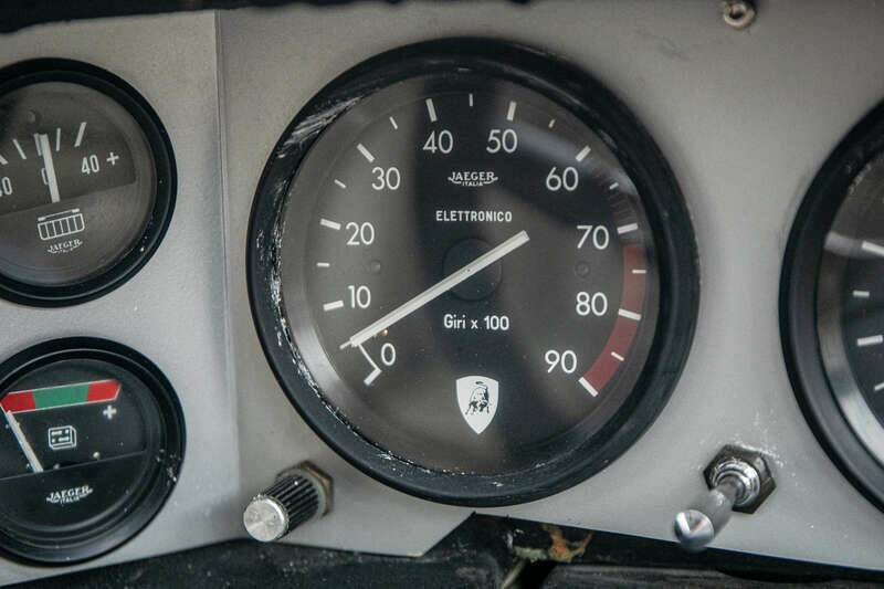 Image 11/42 of Lamborghini Espada 400 GT (1975)