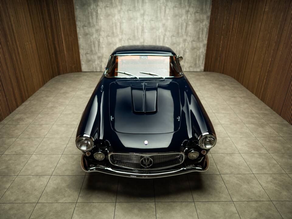 Image 15/92 of Maserati 3500 GT Touring (1957)