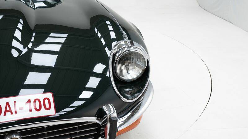 Image 11/15 de Jaguar Type E V12 (2+2) (1973)
