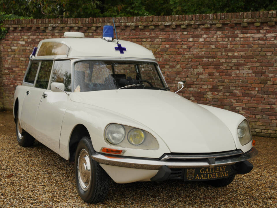 Afbeelding 27/50 van Citroën DS 20 Break (1973)