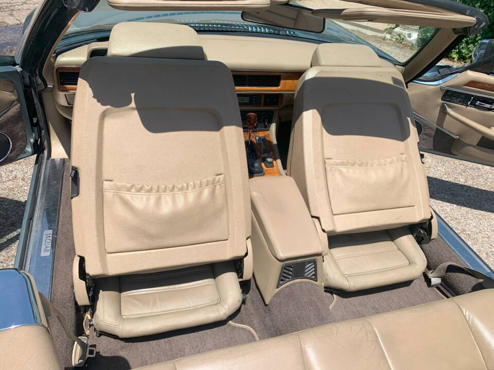 Afbeelding 95/112 van Jaguar XJS 4.0 (1994)