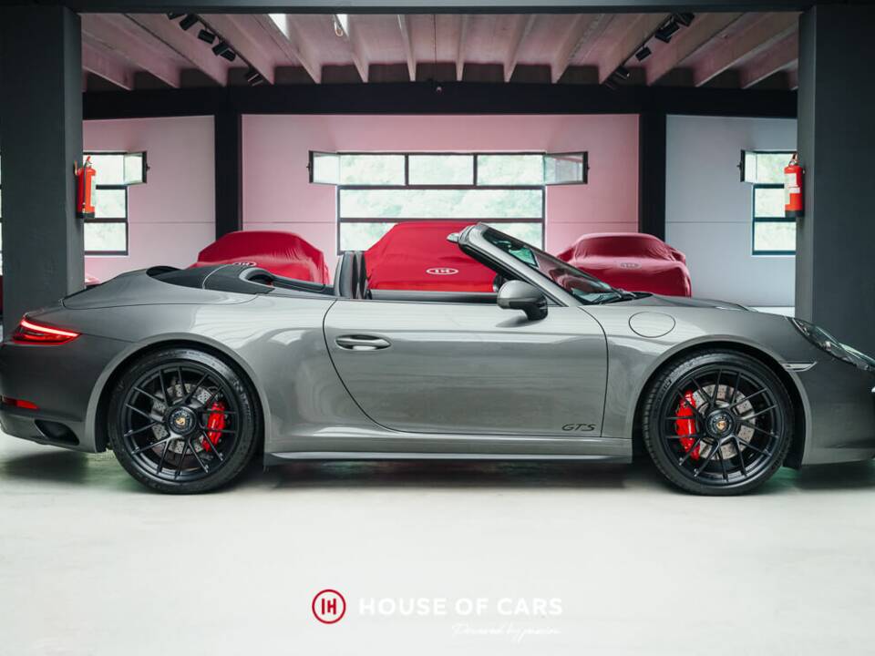 Image 5/25 of Porsche 911 Carrera 4 GTS (2017)