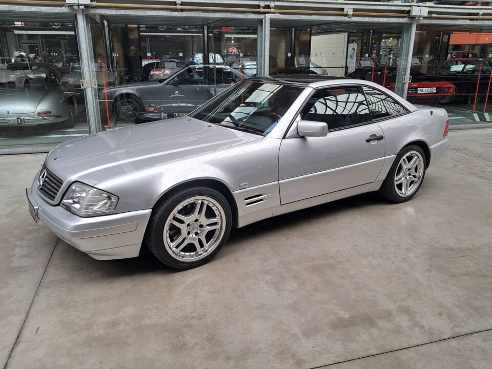 Bild 38/41 von Mercedes-Benz SL 320 (1998)