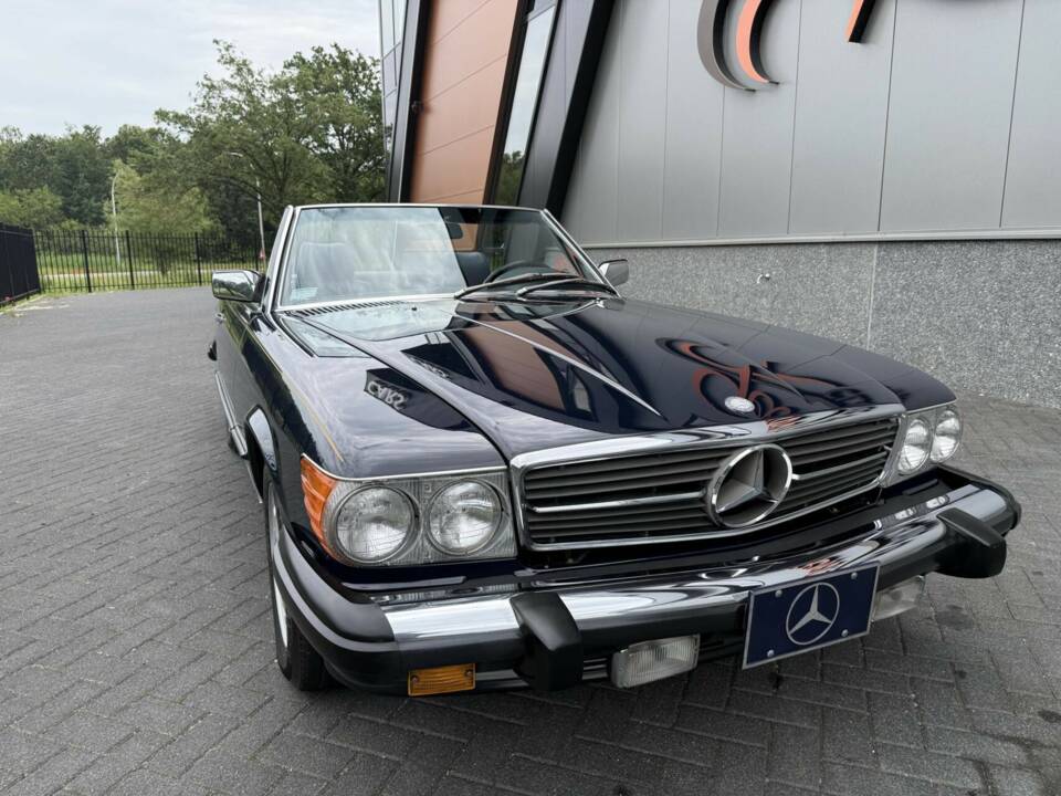 Image 19/50 of Mercedes-Benz 560 SL (1986)